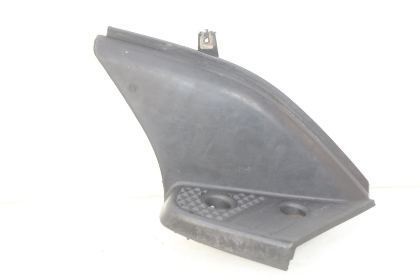 photo de PODNÓŻEK TYLNY PRAWY YAMAHA SLIDER NAKED 50 (2004 - 2018) - Widok główny