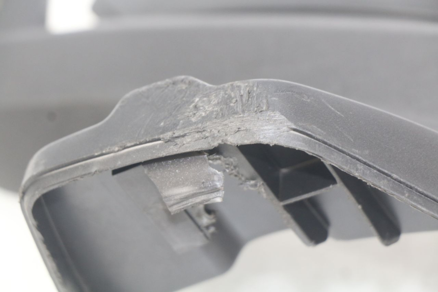 photo de PODNÓŻEK TYLNY PRAWY APRILIA SR 2T 50 (2012 - 2017) - Stan powierzchni