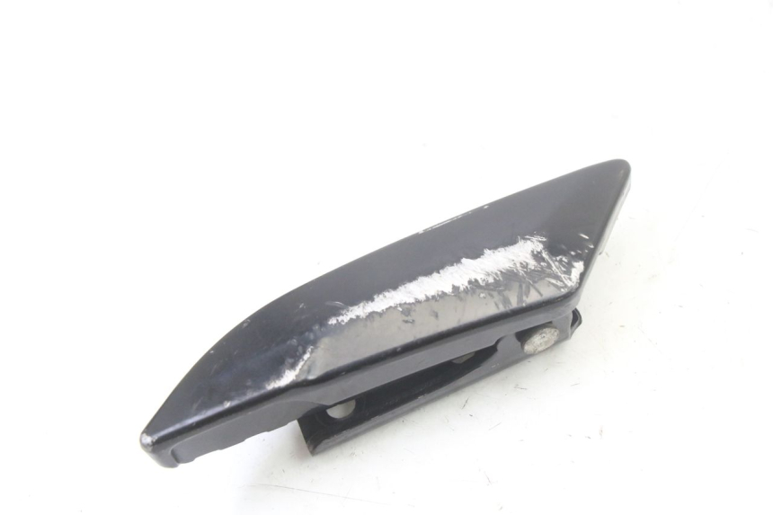 photo de PODNÓŻEK TYLNY PRAWY APRILIA SR 2T 50 (2018 - 2022) - Zbliżenie techniczne