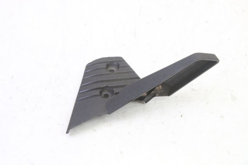 photo de PODNÓŻEK TYLNY PRAWY APRILIA SR R 2T LC 50 (2018 - 2021) - Zoom stanu zużycia