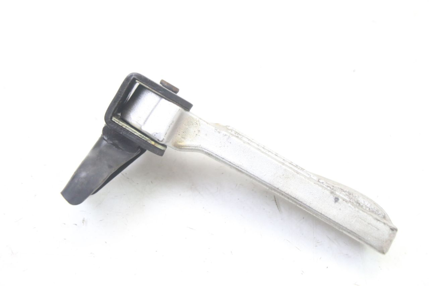 photo de PODNÓŻEK TYLNY PRAWY PEUGEOT TWEET 4T 50 (2018 - 2022) - Zbliżenie techniczne