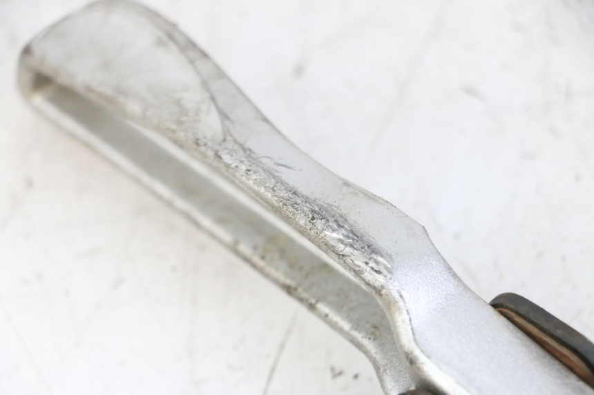 photo de PODNÓŻEK TYLNY PRAWY PEUGEOT TWEET PRO CARGO 50 (2018 - 2022) - Inny kąt widzenia