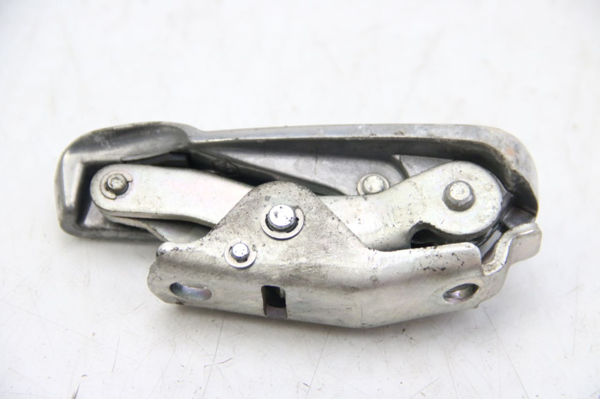 photo de PODNÓŻEK TYLNY PRAWY PIAGGIO VESPA GTS SUPER IE 125 (2009 - 2016) - Widok ogólny