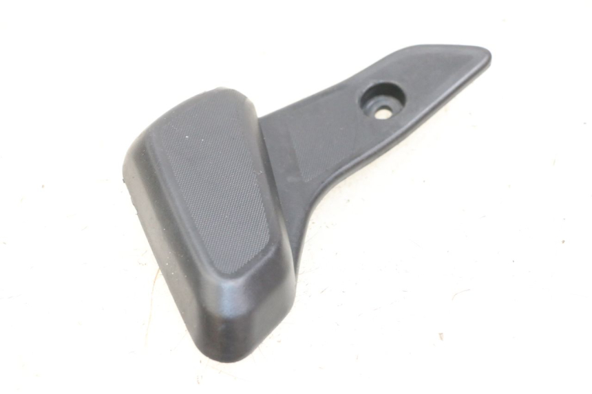 photo de PODNÓŻEK TYLNY PRAWY PIAGGIO VESPA PRIMAVERA 4T 50 (2021 - 2024) - Widok ogólny