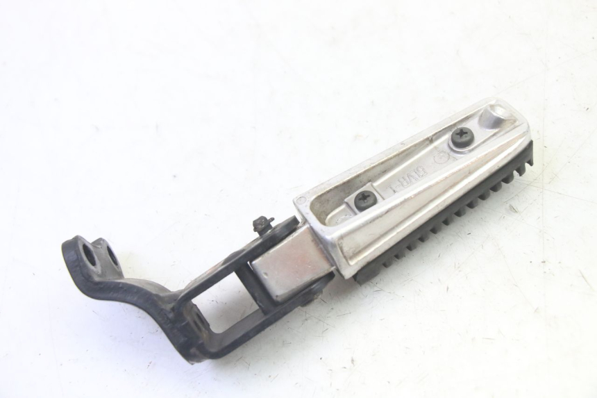 photo de PODNÓŻEK TYLNY PRAWY YAMAHA X-MAX XMAX 250 (2006 - 2009) - Zbliżenie techniczne