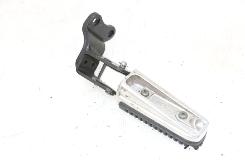 photo de PODNÓŻEK TYLNY PRAWY YAMAHA XMAX X-MAX 125 (2006 - 2009) - Inny kąt widzenia