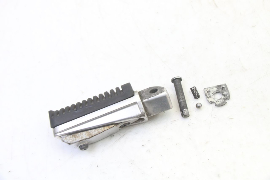 photo de PODNÓŻEK TYLNY PRAWY YAMAHA XJ6 ABS 600 (2008 - 2016) - Zoom stanu zużycia