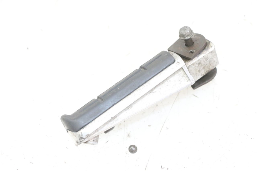 photo de PODNÓŻEK TYLNY PRAWY YAMAHA FZS FAZER 600 (2001 - 2003) - Inny kąt widzenia