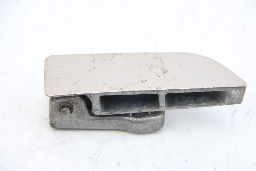 photo de PODNÓŻEK TYLNY LEWY ECCITY ARTELEC 670 1 (2013 - 2017) - Szczegół części