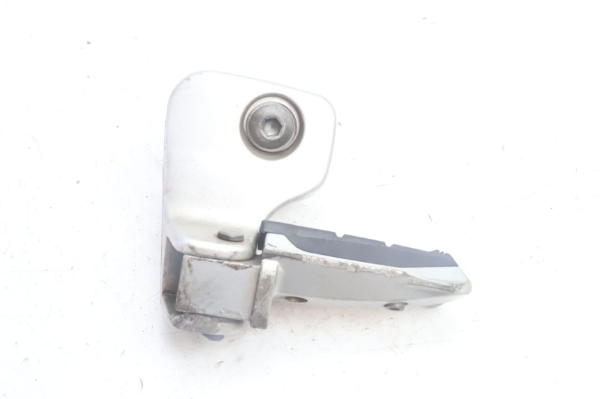 photo de PODNÓŻEK TYLNY LEWY BMW C1 125 (2000 - 2003) - Zoom stanu zużycia