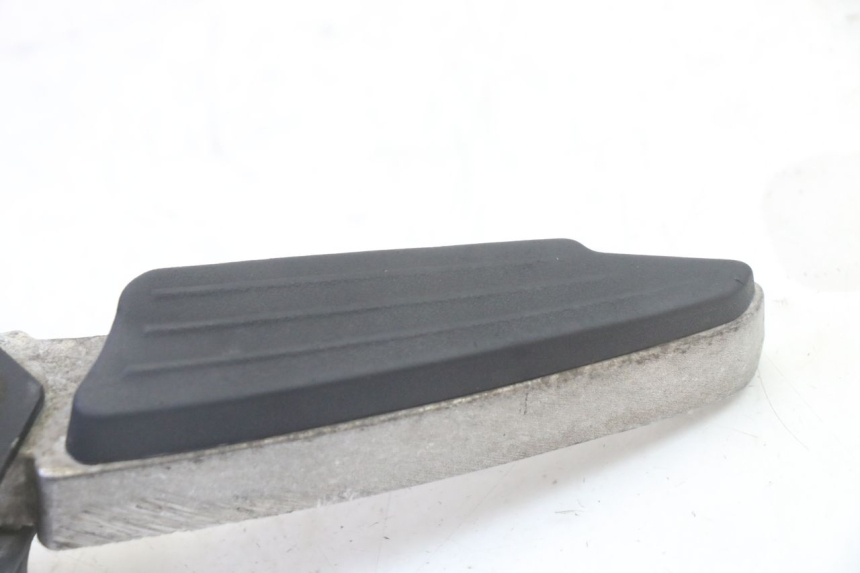 photo de PODNÓŻEK TYLNY LEWY PEUGEOT CITYSTAR 50 (2013 - 2017) - Widok ogólny