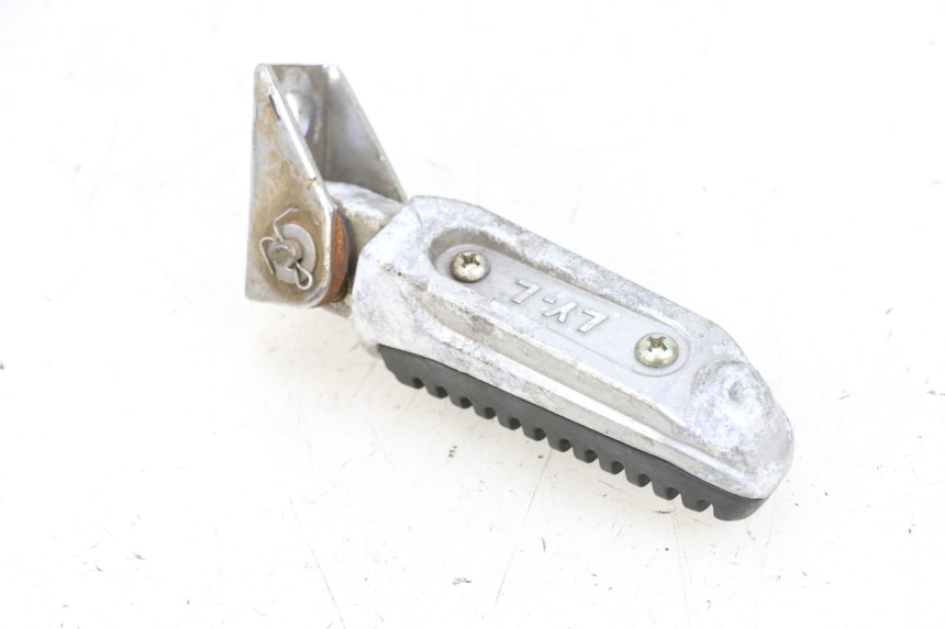 photo de PODNÓŻEK TYLNY LEWY KSR CODE 125 (2018 - 2020) - Inny kąt widzenia