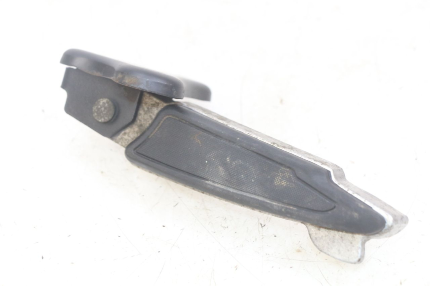 photo de PODNÓŻEK TYLNY LEWY PEUGEOT DJANGO 4T 50 (2014 - 2019) - Szczegół części