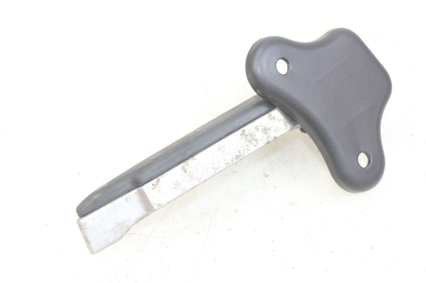 photo de PODNÓŻEK TYLNY LEWY PEUGEOT DJANGO 4T 50 (2014 - 2019) - Zoom stanu zużycia