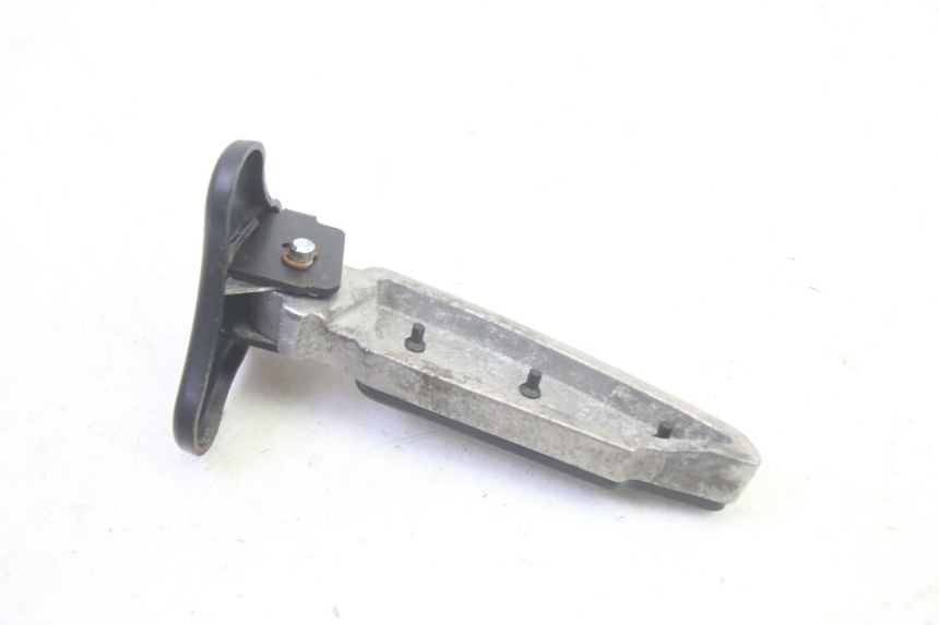 photo de PODNÓŻEK TYLNY LEWY PEUGEOT DJANGO 4T 50 (2014 - 2019) - Zbliżenie techniczne