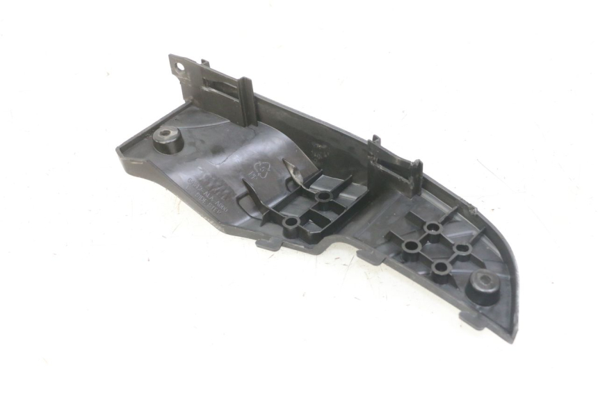 photo de PODNÓŻEK TYLNY LEWY SYM FIDDLE 2 50 (2008 - 2013) - Zbliżenie techniczne