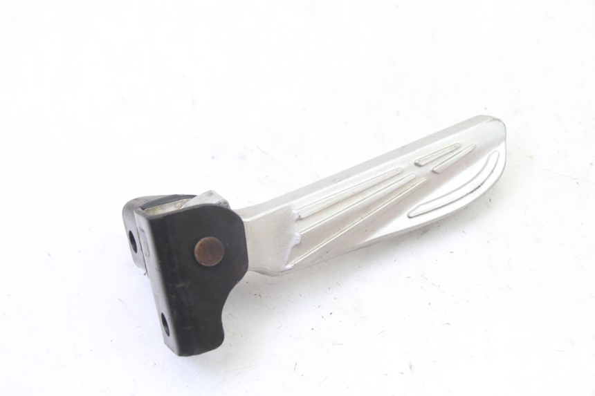 photo de PODNÓŻEK TYLNY LEWY SYM FIDDLE 3 III 125 (2014 - 2020) - Szczegół części