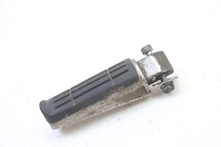 photo de PODNÓŻEK TYLNY LEWY YAMAHA FZ6 FAZER S2 600 (2007 - 2011) - Szczegół części