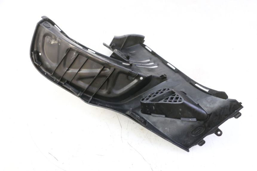 photo de PODNÓŻEK TYLNY LEWY KYMCO GRAND DINK 125 (2008 - 2014) - Inny kąt widzenia