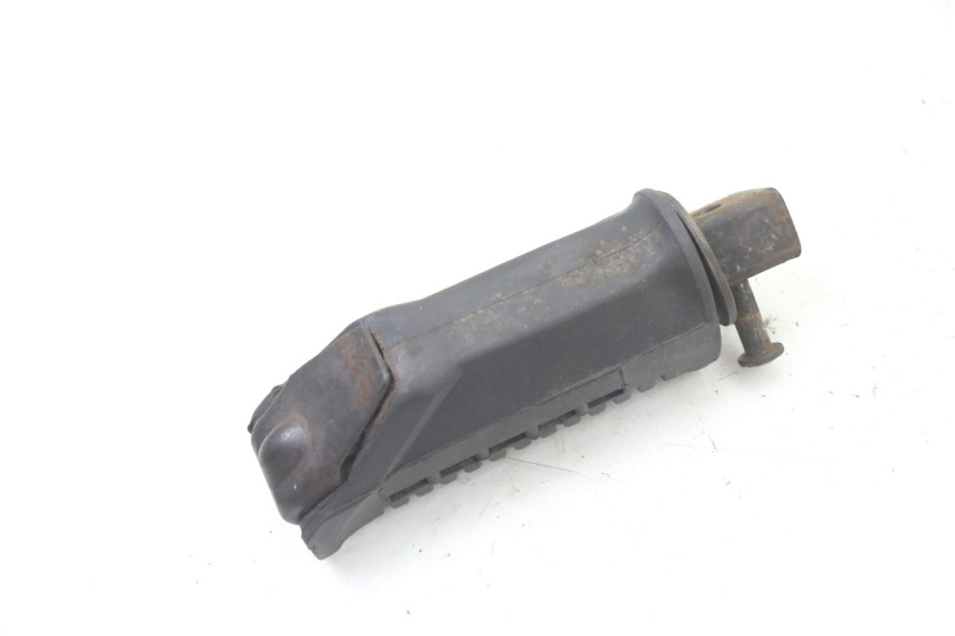 photo de PODNÓŻEK TYLNY LEWY SUZUKI GS GSE 500 (2001 - 2003) - Inny kąt widzenia