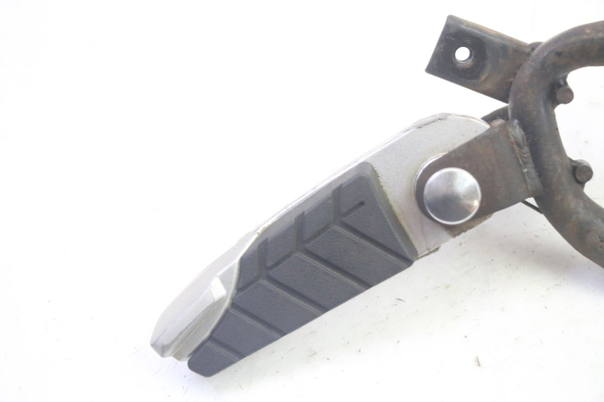 photo de PODNÓŻEK TYLNY LEWY SYM GTS EVO 125 (2009 - 2013) - Szczegół części