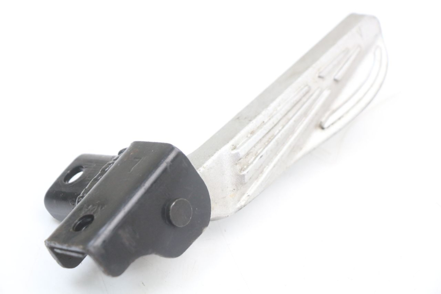 photo de PODNÓŻEK TYLNY LEWY SYM JET 14 4T 50 (2018 - 2022) - Szczegół części