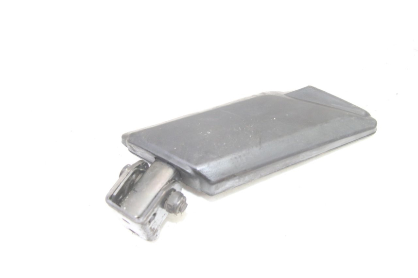 photo de PODNÓŻEK TYLNY LEWY PEUGEOT KISBEE 2T 50 (2010 - 2017) - Zbliżenie techniczne