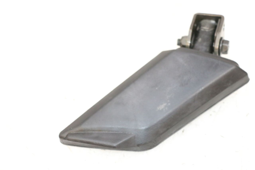 photo de PODNÓŻEK TYLNY LEWY PEUGEOT KISBEE 2T 50 (2010 - 2017) - Zoom stanu zużycia