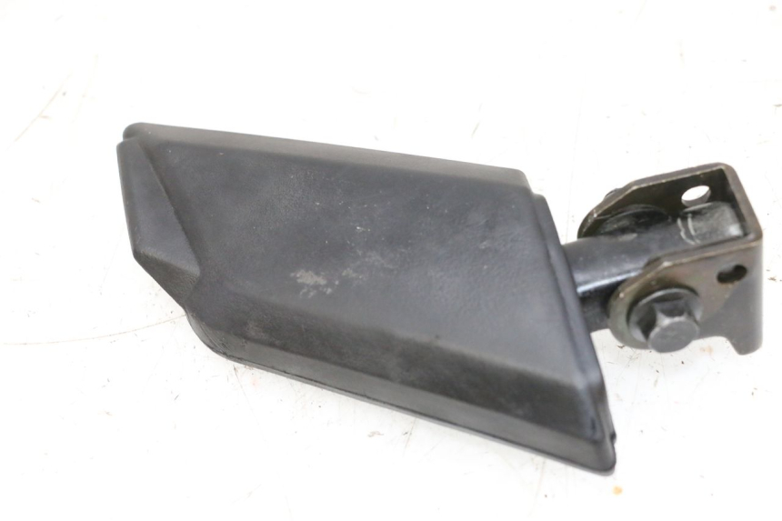 photo de PODNÓŻEK TYLNY LEWY PEUGEOT KISBEE 2T 50 (2010 - 2017) - Inny kąt widzenia