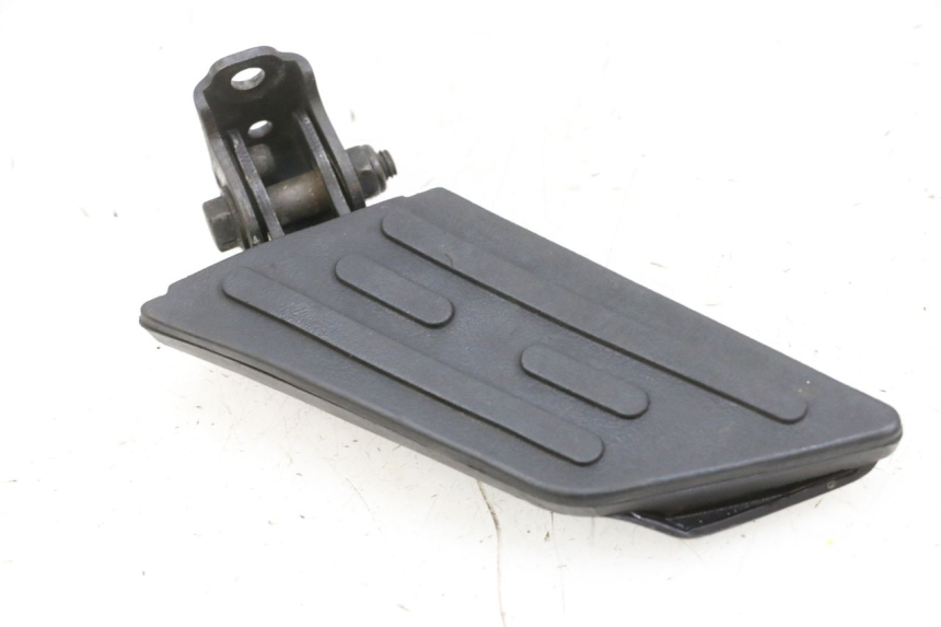 photo de PODNÓŻEK TYLNY LEWY PEUGEOT KISBEE 4T 50 (2010 - 2017) - Widok główny