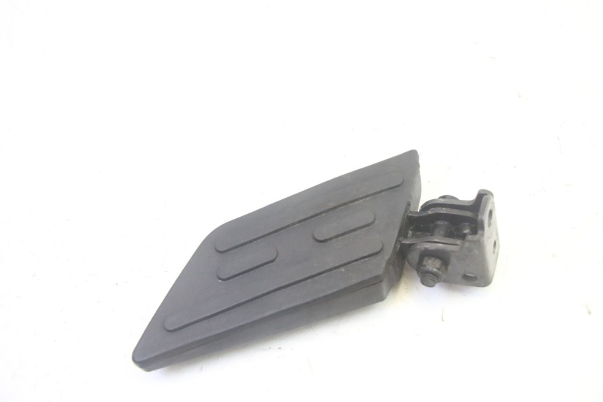 photo de PODNÓŻEK TYLNY LEWY PEUGEOT KISBEE 4T 50 (2018 - 2022) - Inny kąt widzenia