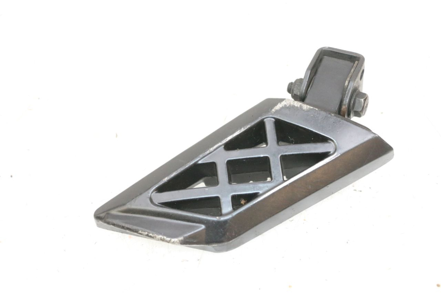 photo de PODNÓŻEK TYLNY LEWY PEUGEOT KISBEE 4T 50 (2018 - 2022) - Zbliżenie techniczne