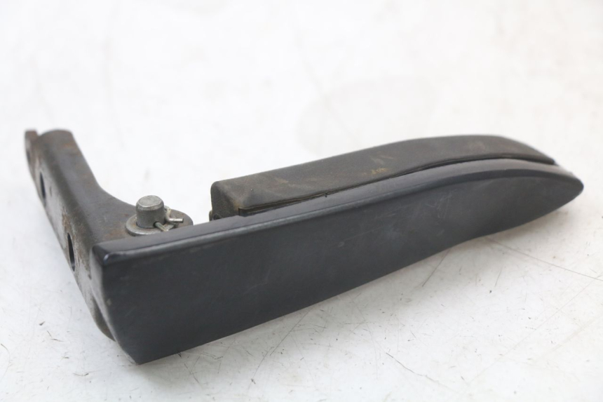 photo de PODNÓŻEK TYLNY LEWY PIAGGIO MP3 HPE 350 (2018 - 2020) - Zbliżenie techniczne