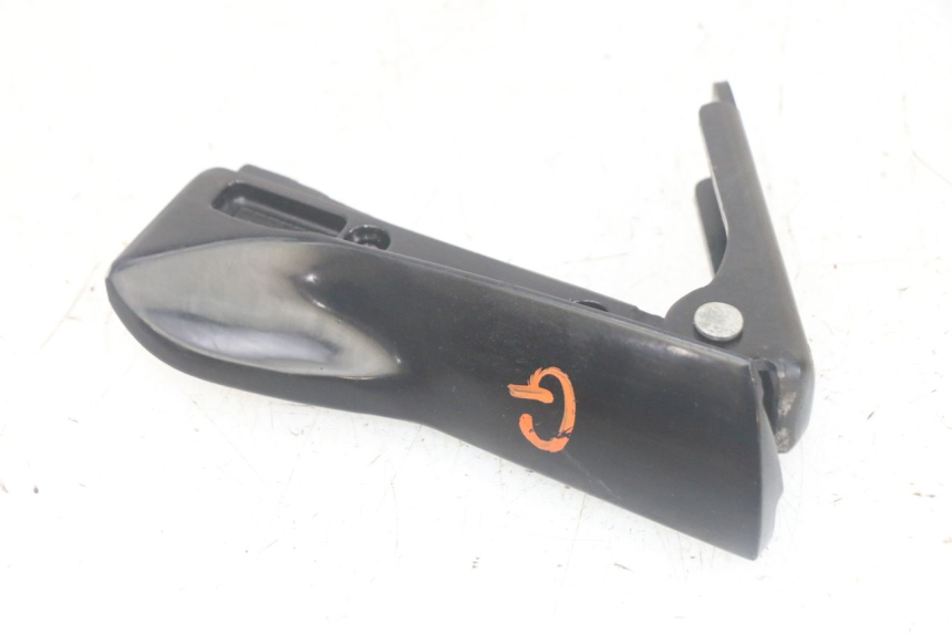 photo de PODNÓŻEK TYLNY LEWY PIAGGIO MP3 HPE 300 (2019 - 2026) - Zoom stanu zużycia