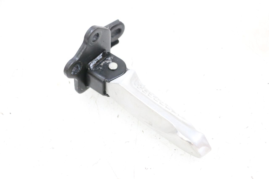 photo de PODNÓŻEK TYLNY LEWY YAMAHA NEO'S CORE 1 (2022 - 2026) - Zbliżenie techniczne