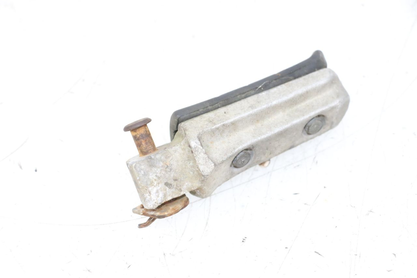 photo de PODNÓŻEK TYLNY LEWY HONDA NSR R 125 (1994 - 2003) - Inny kąt widzenia