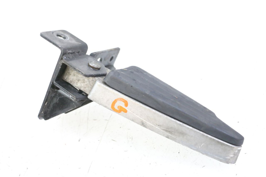 photo de PODNÓŻEK TYLNY LEWY PEUGEOT CITYSTAR 125 (2011 - 2017) - Widok główny