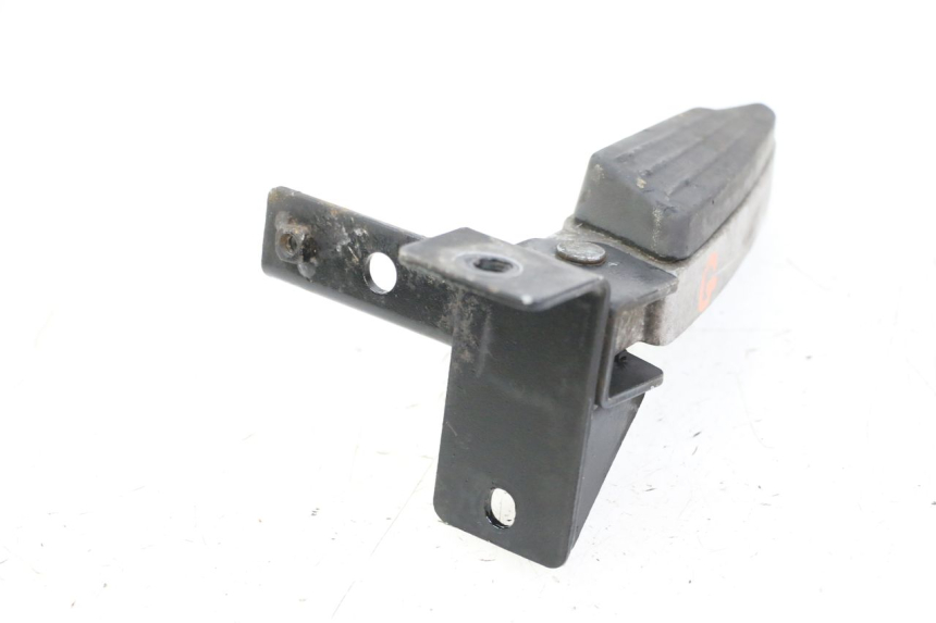 photo de PODNÓŻEK TYLNY LEWY PEUGEOT CITYSTAR 125 (2011 - 2017) - Zbliżenie techniczne