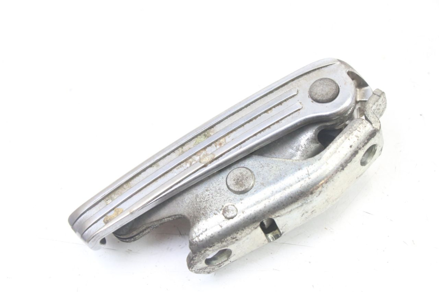 photo de PODNÓŻEK TYLNY LEWY PIAGGIO VESPA GRANTURISMO 125 (2003 - 2007) - Widok ogólny