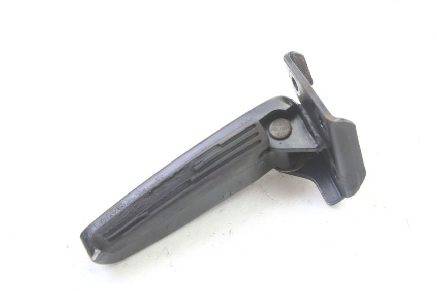 photo de PODNÓŻEK TYLNY LEWY GILERA RUNNER SP 50 (2006 - 2008) - Inny kąt widzenia