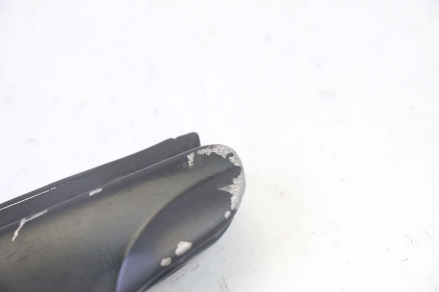 photo de PODNÓŻEK TYLNY LEWY GILERA RUNNER SP 50 (2009 - 2017) - Zoom stanu zużycia