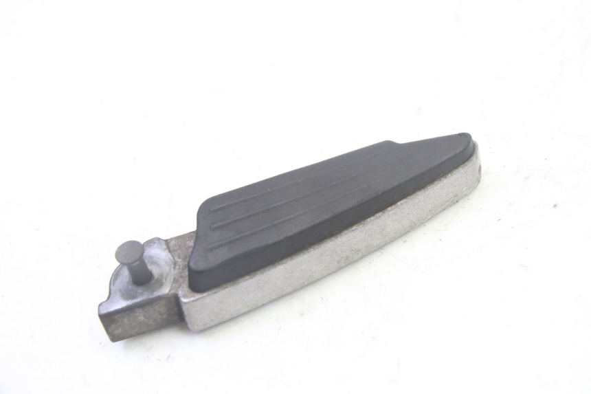 photo de PODNÓŻEK TYLNY LEWY PEUGEOT SATELIS 125 (2013 - 2018) - Zoom stanu zużycia