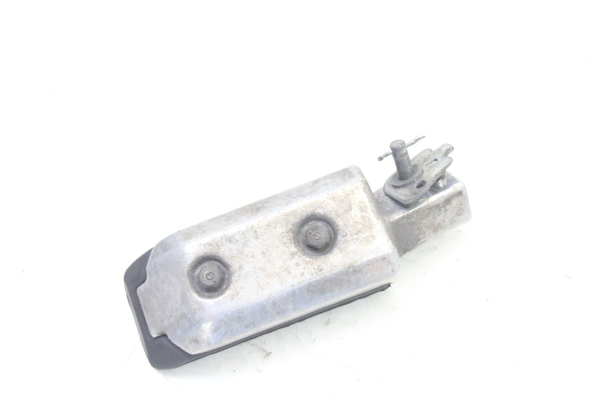 photo de PODNÓŻEK TYLNY LEWY HONDA ST PAN EUROPEAN 1300 (2002 - 2013) - Zoom stanu zużycia