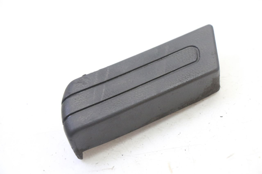 photo de PODNÓŻEK TYLNY LEWY PIAGGIO SUPER LX 125 (2000 - 2003) - Szczegół części