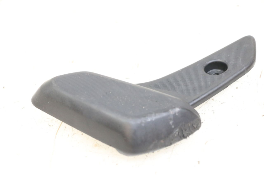 photo de PODNÓŻEK TYLNY LEWY PIAGGIO VESPA PRIMAVERA 4T 50 (2021 - 2024) - Widok główny