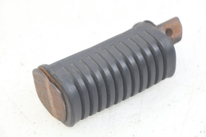 photo de PODNÓŻEK TYLNY LEWY DAELIM VL DAYSTAR 125 (2000 - 2011) - Widok główny