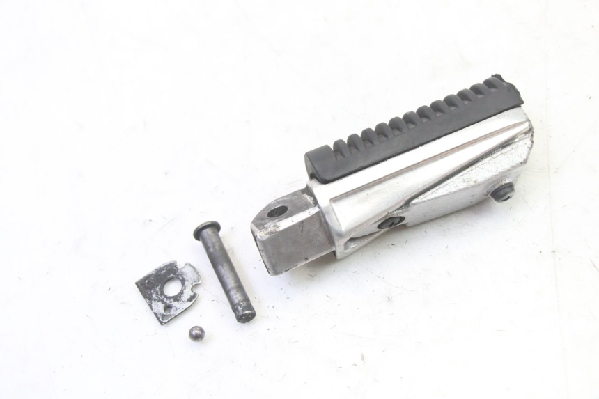 photo de PODNÓŻEK TYLNY LEWY YAMAHA XJ6 ABS 600 (2008 - 2016) - Inny kąt widzenia