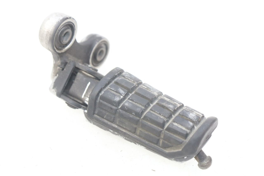 photo de PODNÓŻEK PRZEDNI PRAWY YAMAHA FJ 3CX 1200 (1986 - 1996) - Zbliżenie techniczne