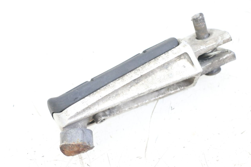 photo de PODNÓŻEK PRZEDNI PRAWY YAMAHA FJR ABS 1300 (2006 - 2012) - Inny kąt widzenia