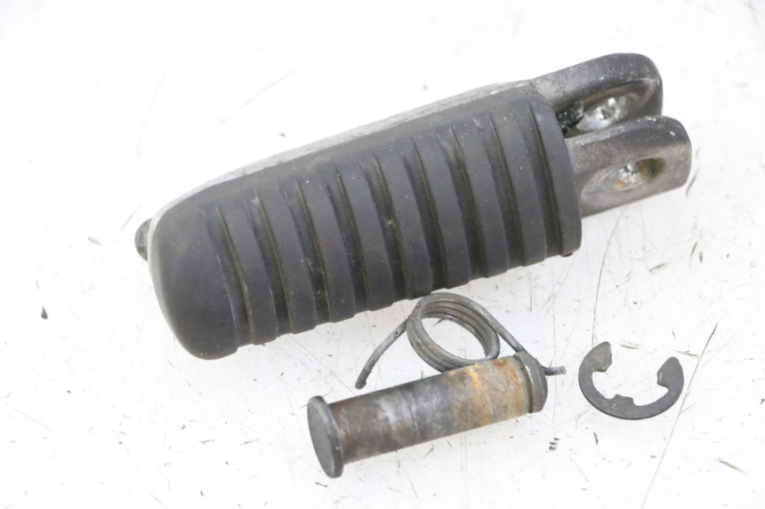 photo de PODNÓŻEK PRZEDNI PRAWY KAWASAKI ZR7 ZR-7 S 750 (1999 - 2004) - Widok główny